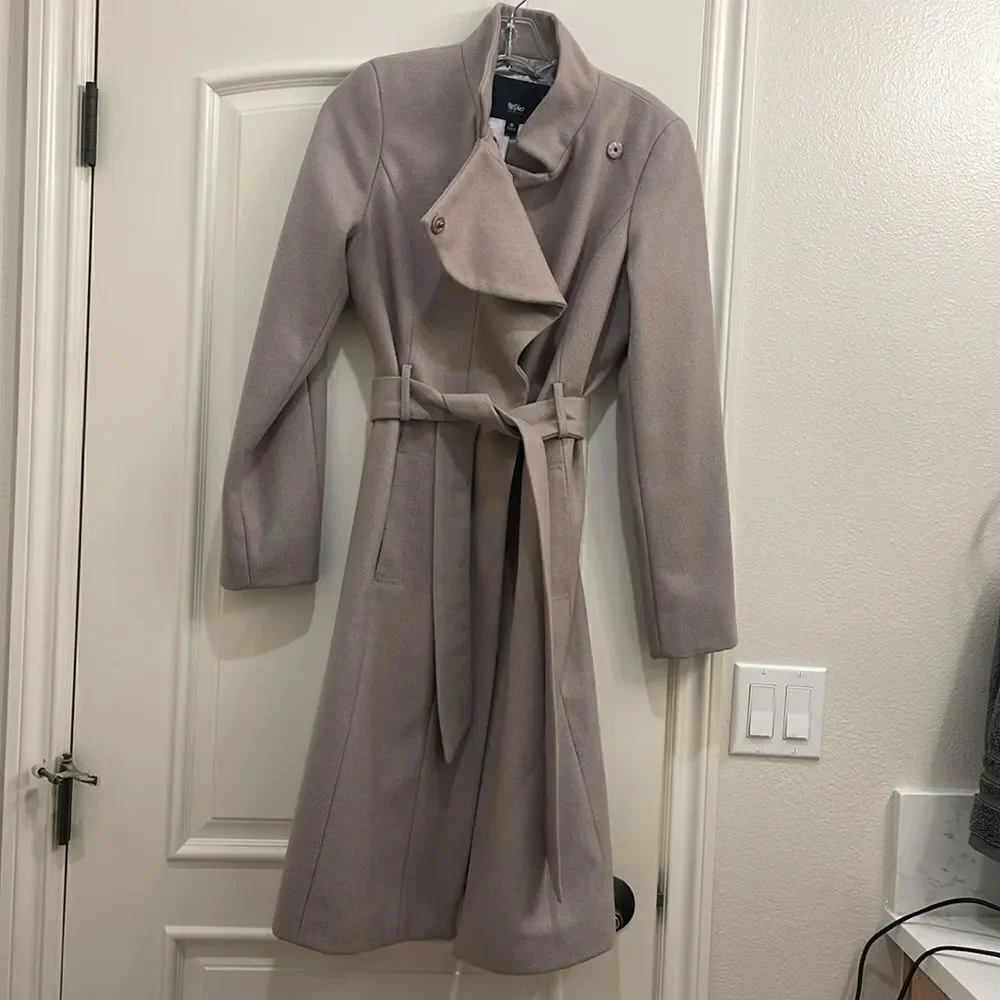 Mossimo Supply Company for Target woman's tan trench coat
